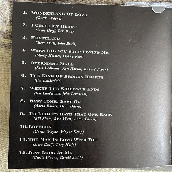 New George Strait - Out Of The Box Collection - Picture 4 of 6